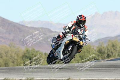 media/Dec-04-2025-Racers Edge (Thu) [[5ebc9f124d]]/3-B Group/4-Session 2 (Turn 9 Entry)/